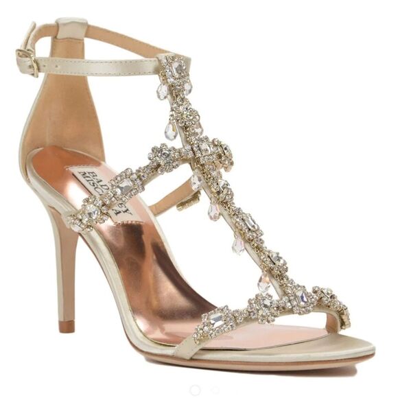 BRAND NEW BADGLEY MISCHKA JEWELED T-STRAP WOMEN"S SANDALS - Picture 4 of 16